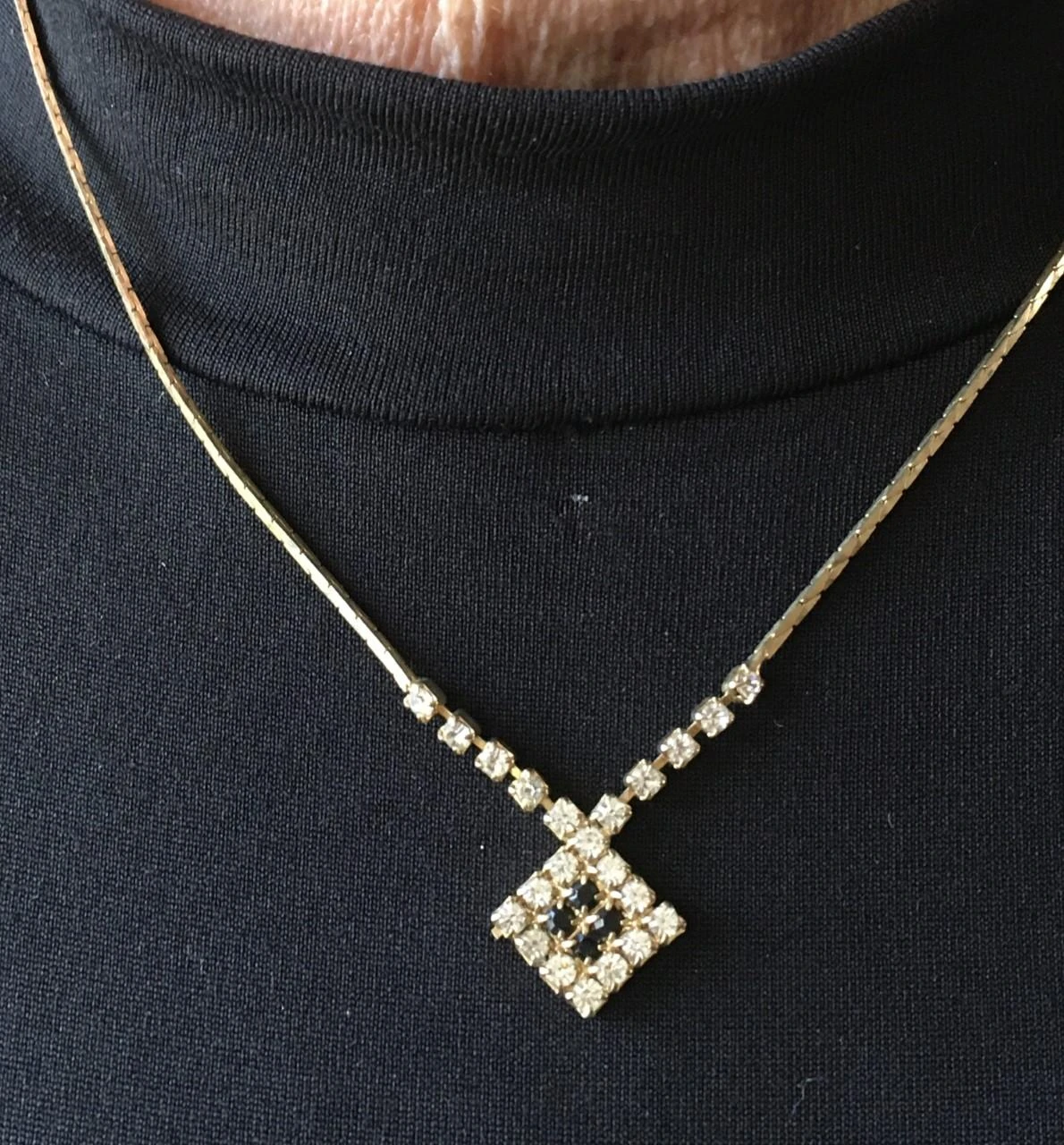 Collier necklace Halskette collar halsketting collana muince colar doré avec str